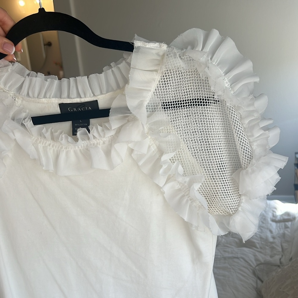 White Ruffled Top - Picture 4 of 4